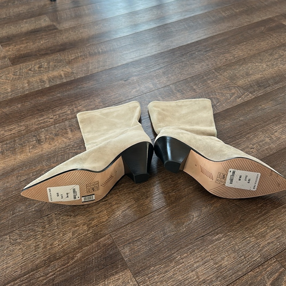 Paige Landyn Boot in Stone - Picture 7 of 16